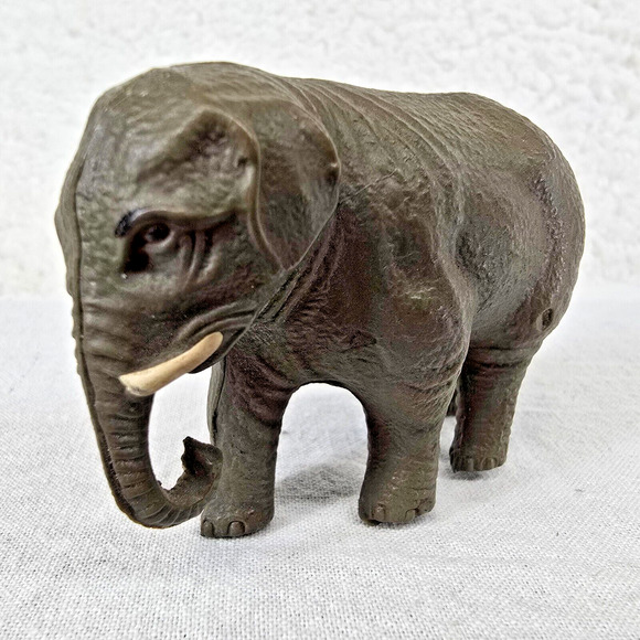 Viscoloid VCO Elephant Figure Celluloid 2" Trunk Down w Tusks Vtg 1930s - Picture 5 of 12